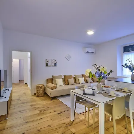 Blue Heaven Appartement *