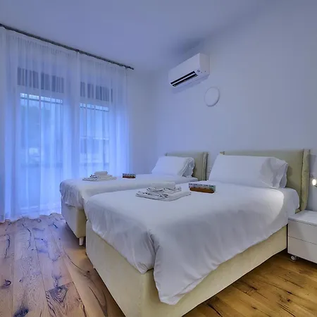 Blue Heaven Appartement *