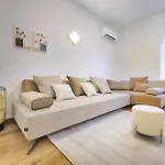 Apartment Blue Heaven Lierna